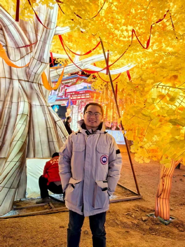 晓木的第一张照片--包头闪婚服务中心